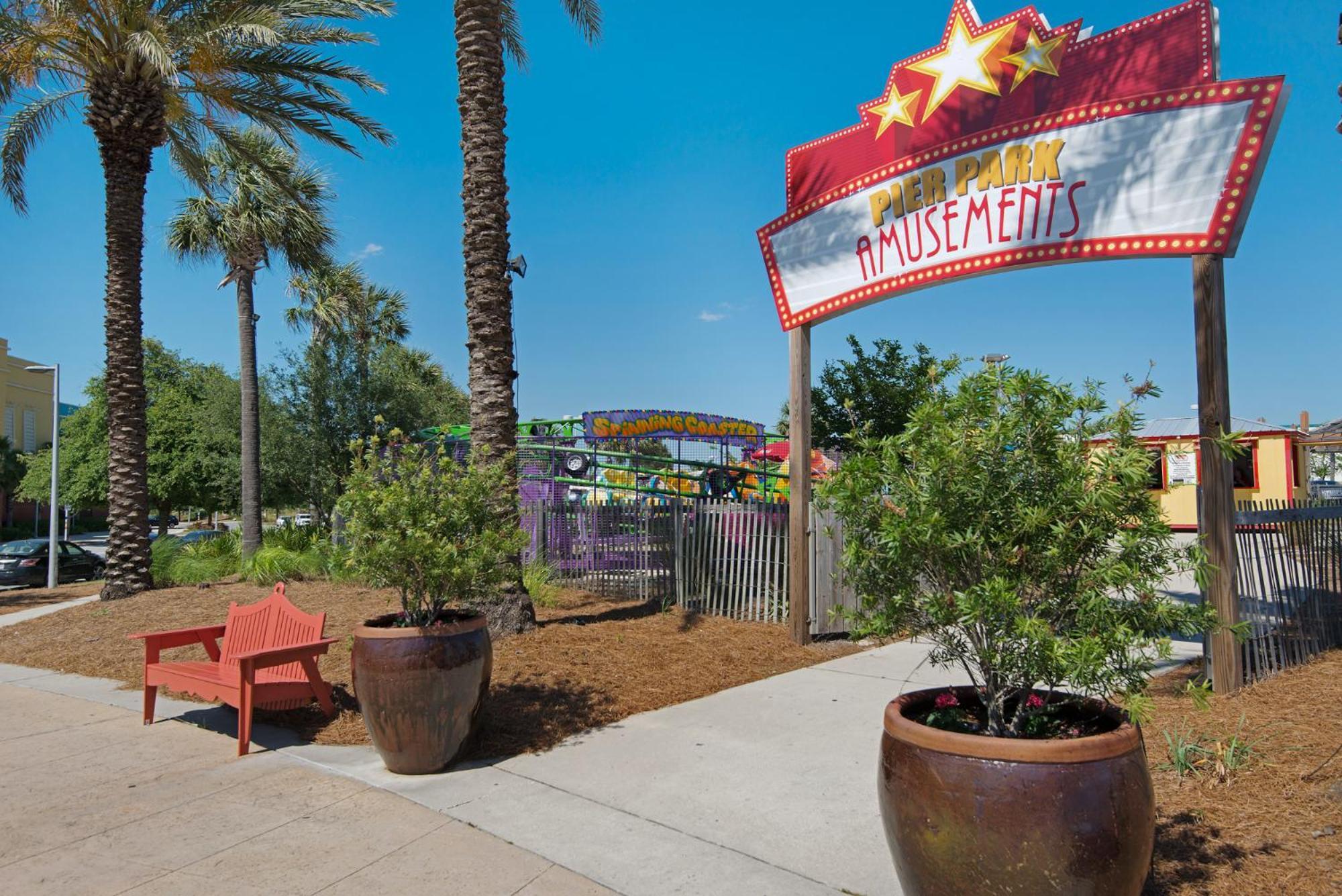 Gulf Front Master Br In Sunrise Beach With Amazing Views! Sleeps 7! Panama City Beach Exterior foto